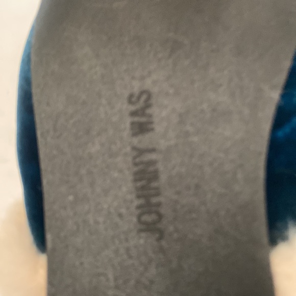 Johnny Was slippers - Picture 6 of 12